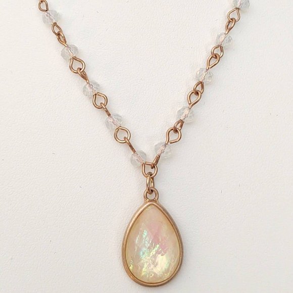 Iridescent yellow bead pendant w/clear bead accent - Picture 3 of 12